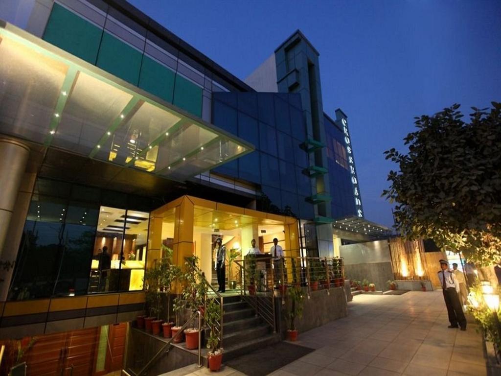 Crossroads Hotel Gurgaon Exterior photo
